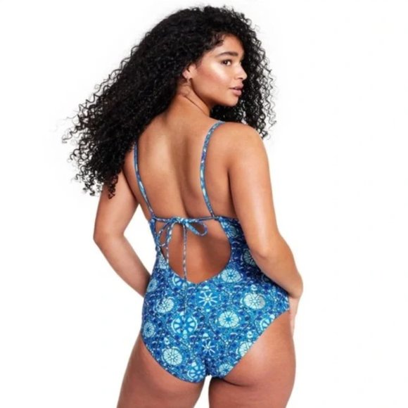 RHODE x Target Zinnia Floral Print One-Piece Swimsuit, XL NWT - Picture 2 of 7